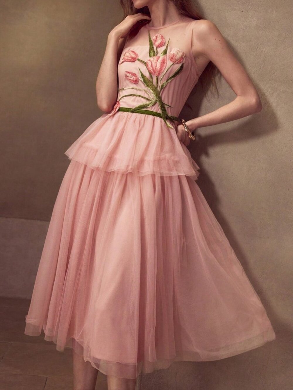 Pink Elegant Women's Appliques Contrast Mesh Cocktail Dress - Picture 4 of 6